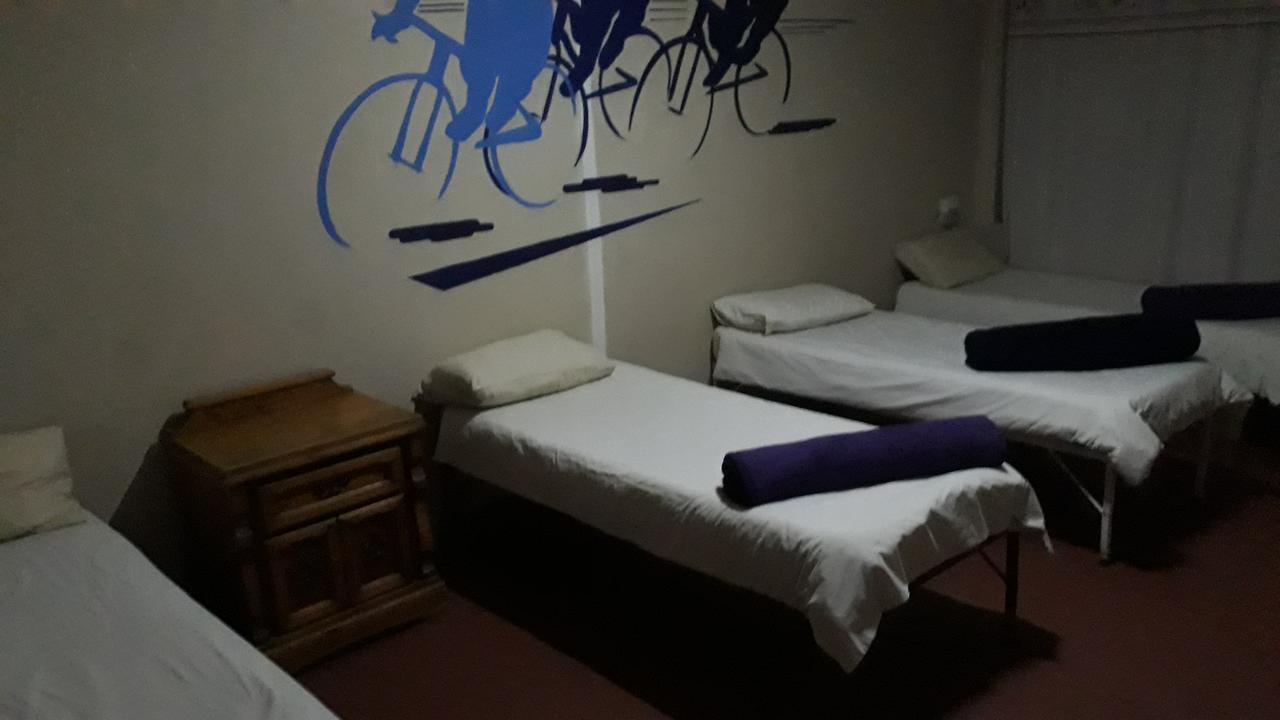 Paljas Backpackers Ξενοδοχείο Potchefstroom Εξωτερικό φωτογραφία