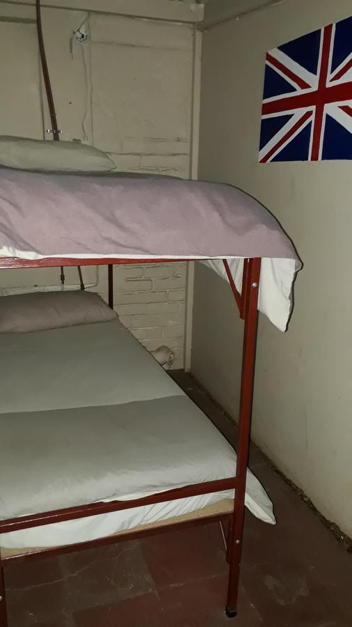 Paljas Backpackers Ξενοδοχείο Potchefstroom Εξωτερικό φωτογραφία