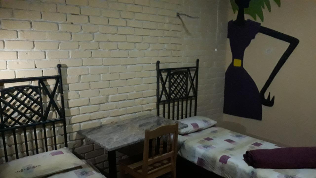 Paljas Backpackers Ξενοδοχείο Potchefstroom Εξωτερικό φωτογραφία
